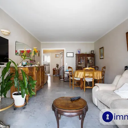 Air-Conditioned Studio 5 Minutes From The Beach And Shops 公寓 尼斯