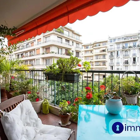Air-Conditioned Studio 5 Minutes From The Beach And Shops *